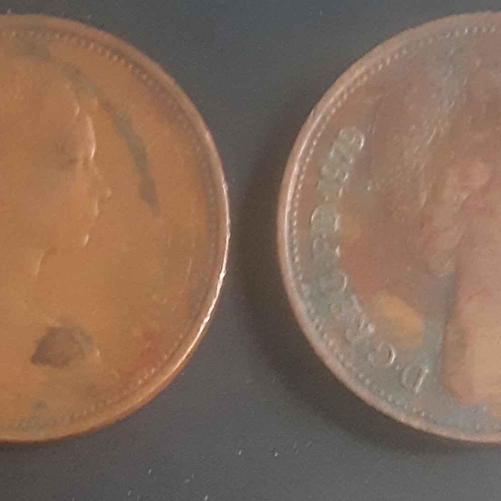TWO GREAT BRITAIN 1971 NEW PENCE COINS